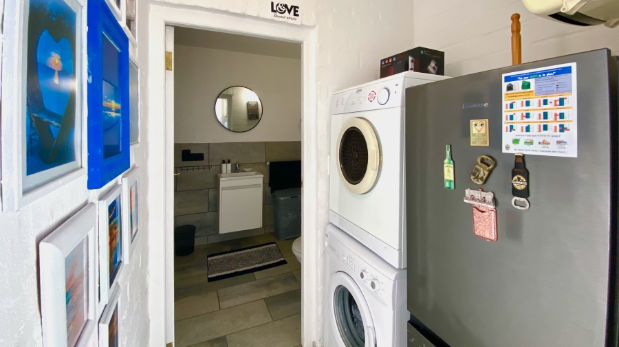 2 Bedroom Property for Sale in Dwarskersbos Western Cape